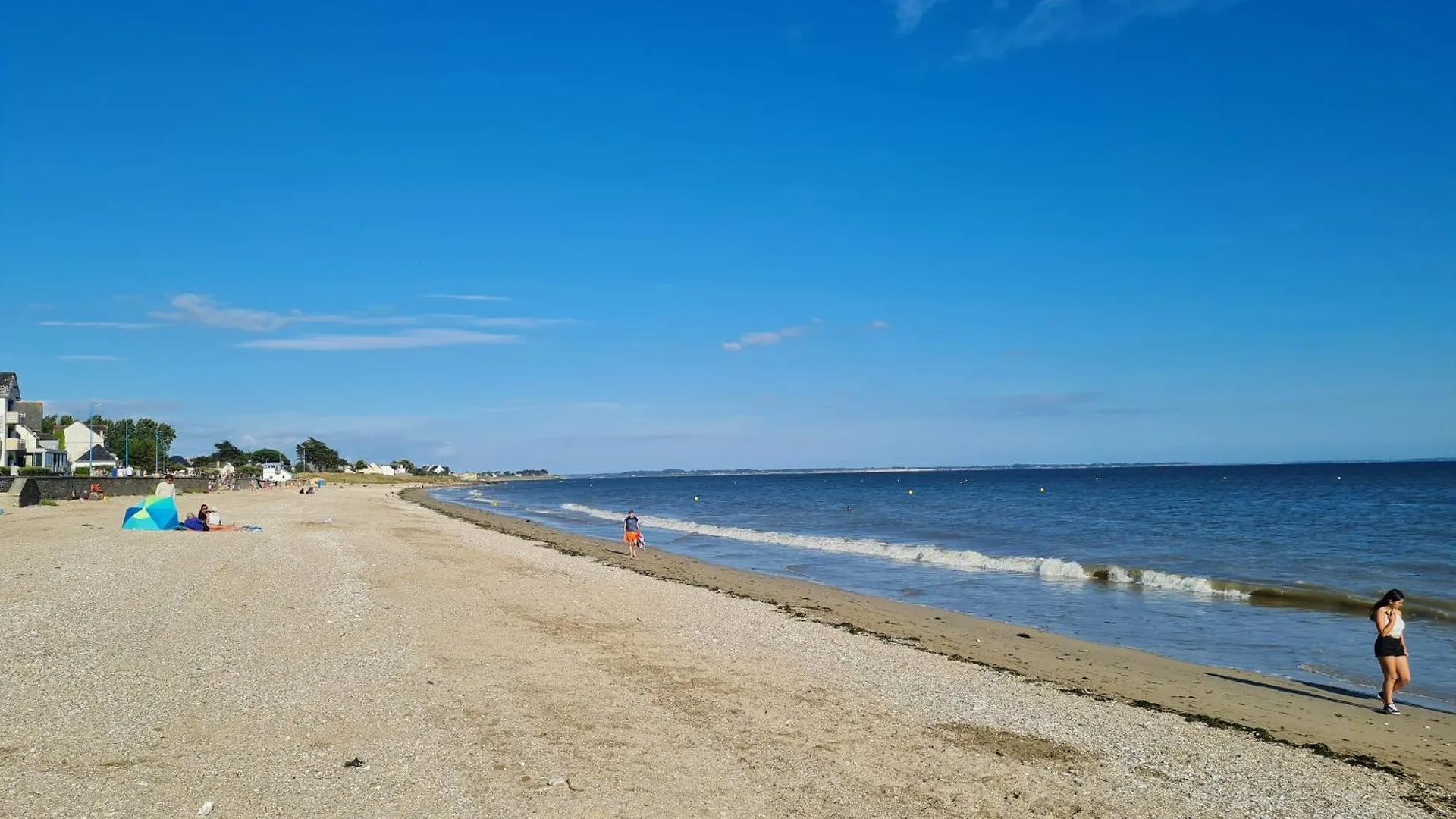 Campsite Mobil-Home En Camping Proche De La Mer Ambon France